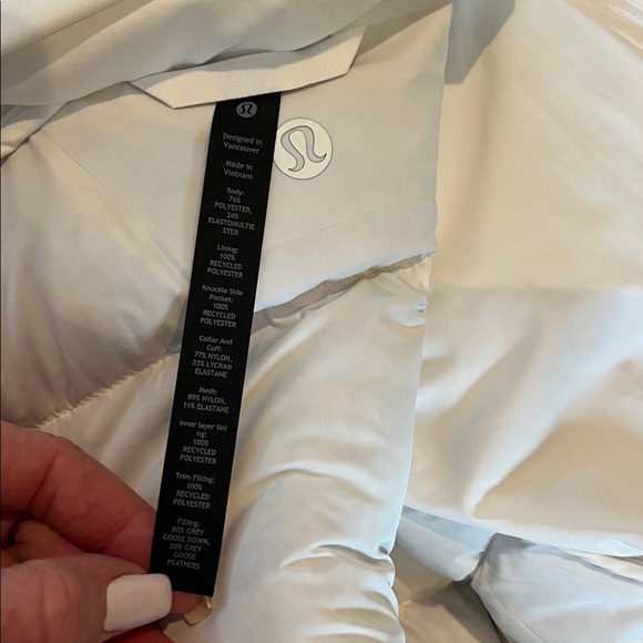 Lululemon NWT Wunder White Puffer Jacket XL - Picture 13 of 14